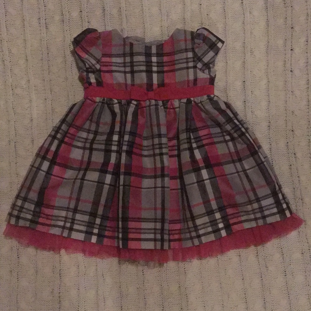 Carter’s 6 month dress